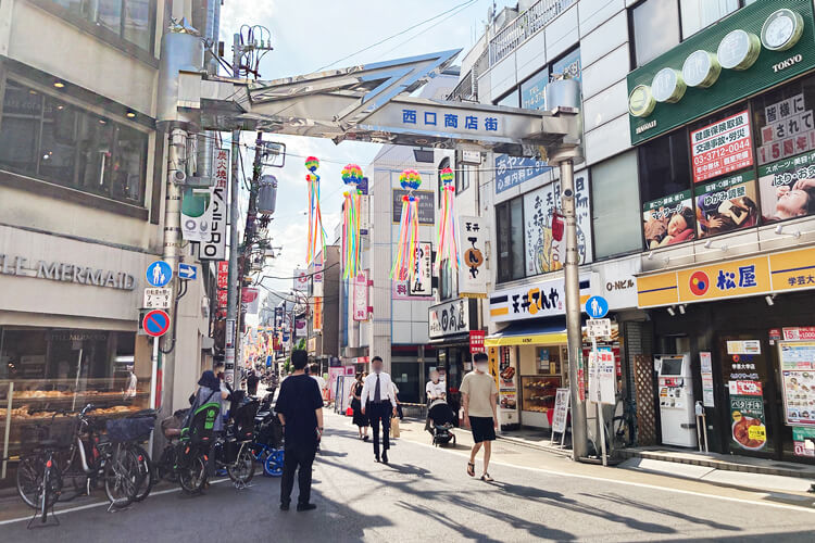 駅からの道のり