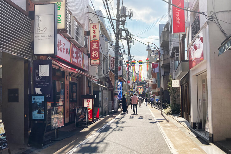 駅からの道のり